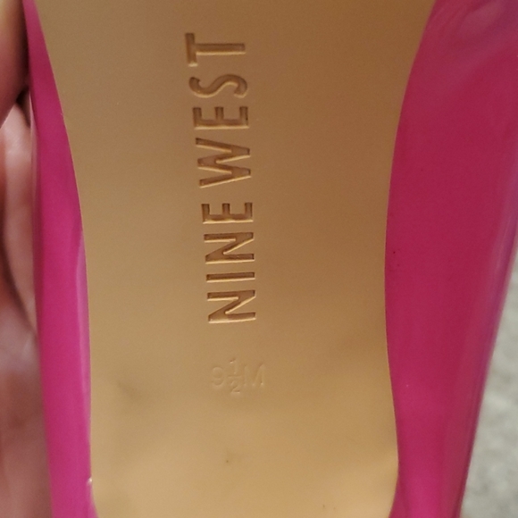 2 pairs of heels - Picture 14 of 17